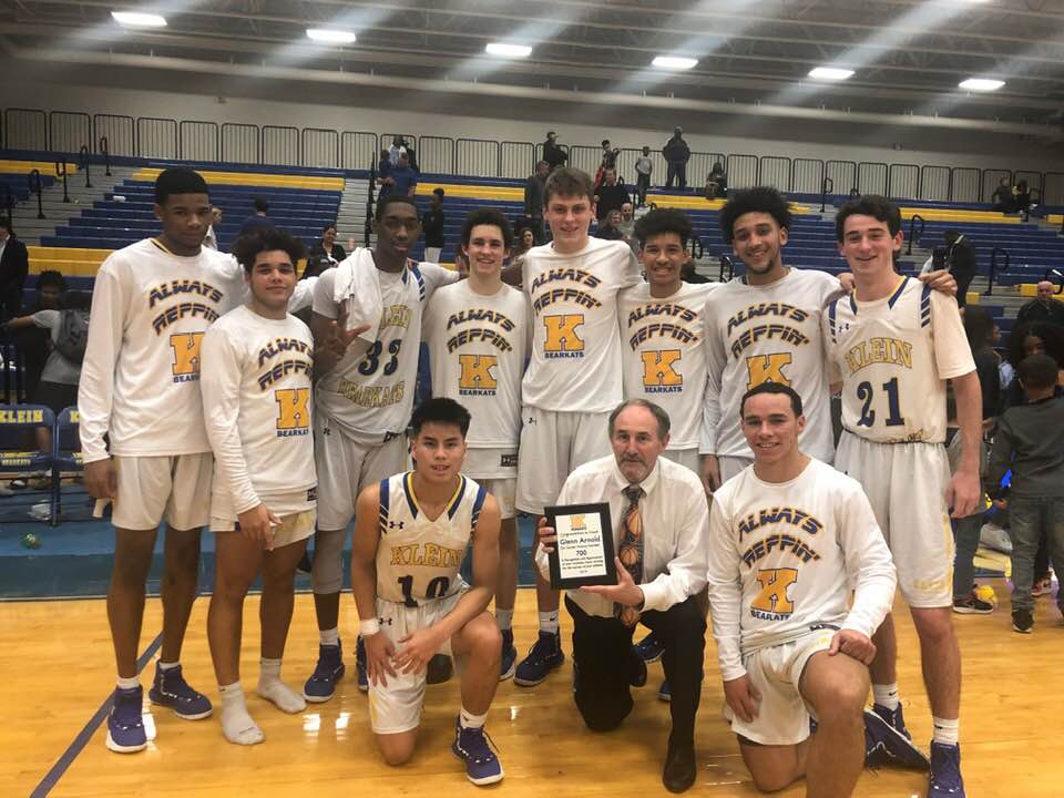 Klein Basketball Team Places First in District – The Bearchat