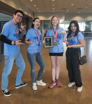 Some of the 2022 Journalism UIL team show off their achievements